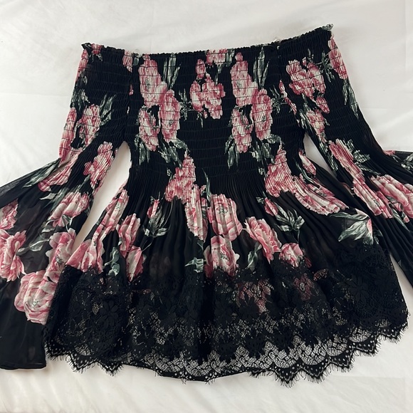 Bundle of XS Blouses/Tops 3 Charlotte Russe 1 Maurice’s - Picture 2 of 9